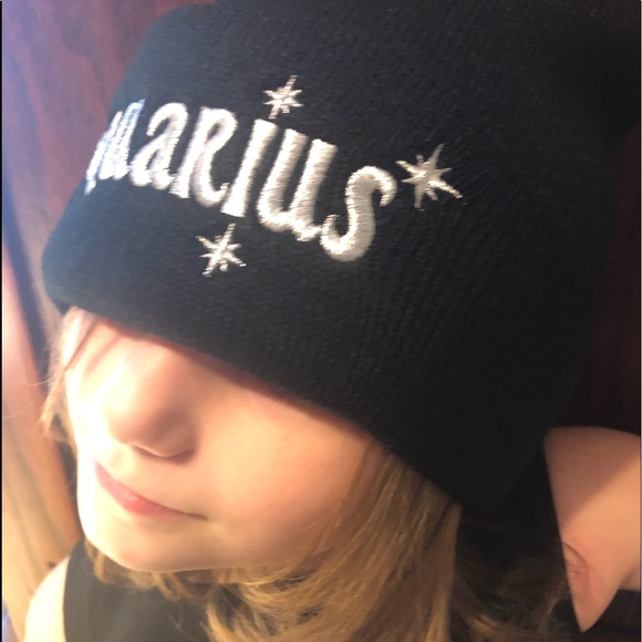 ADULT UNISEX Aquarius ♒️ BLACK BEANIE NWT - Picture 8 of 8
